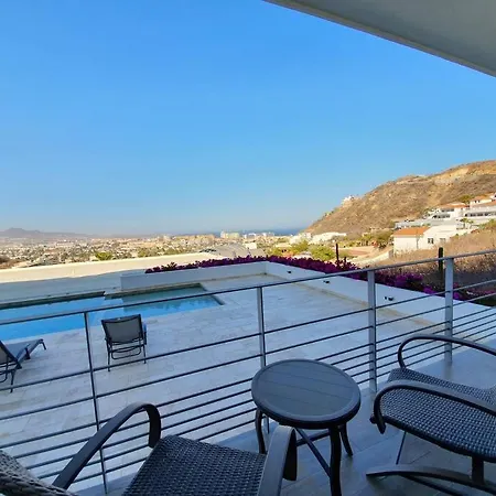Beautiful Ocean View Condo, 3Br 3.5 Bt